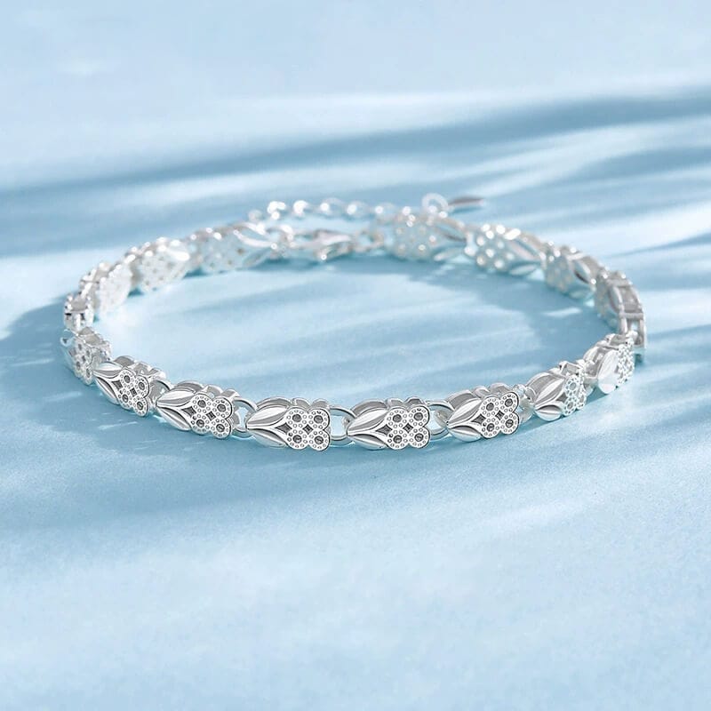La pulsera que invita la fortuna y nadie sabe que es un talismán